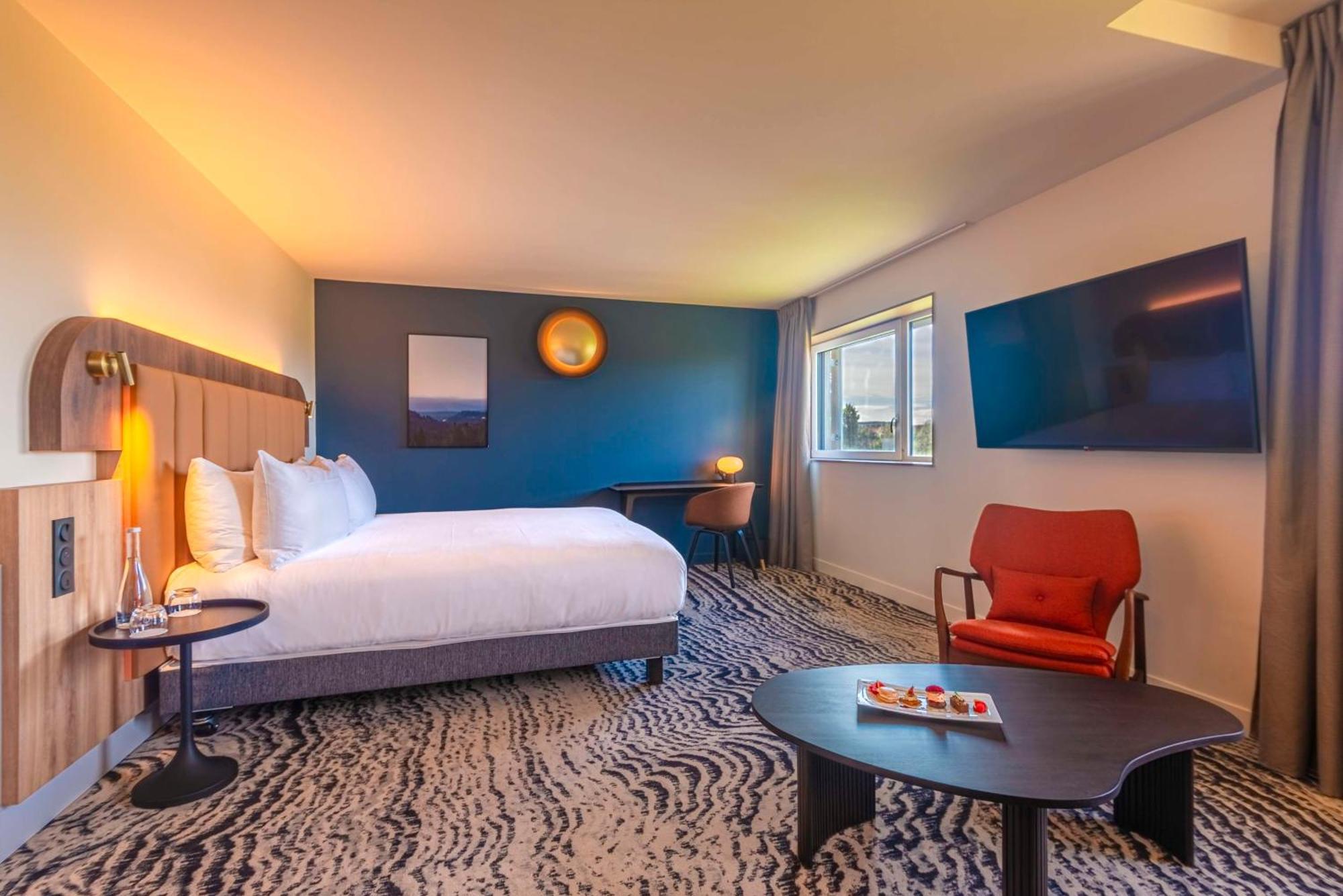 Doubletree By Hilton Lyon Eurexpo & Spa Saint-Priest  Exterior foto