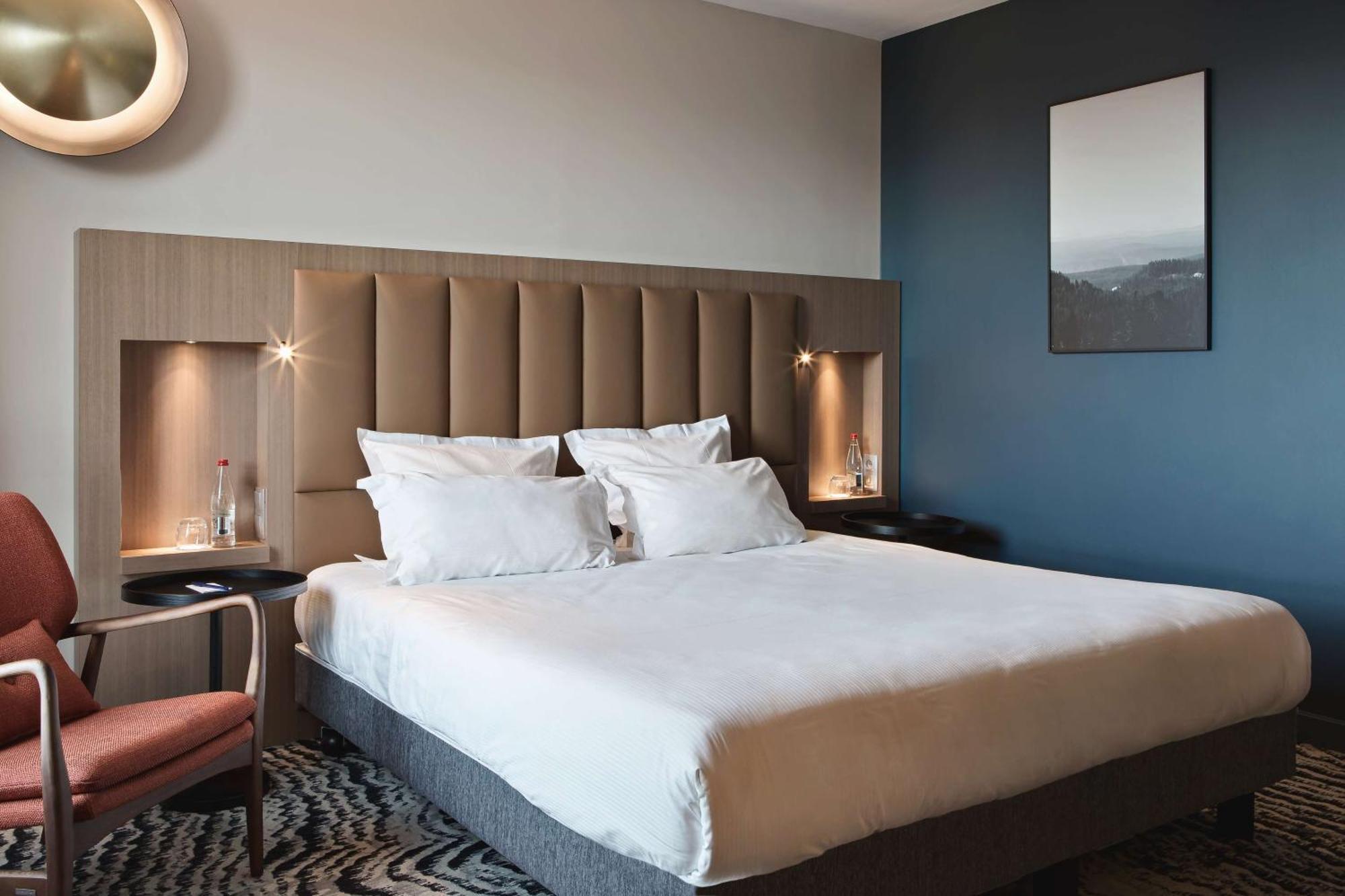 Doubletree By Hilton Lyon Eurexpo & Spa Saint-Priest  Exterior foto