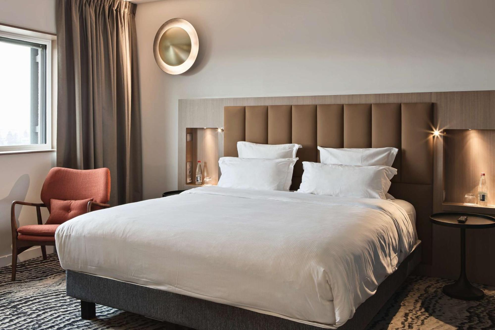 Doubletree By Hilton Lyon Eurexpo & Spa Saint-Priest  Exterior foto