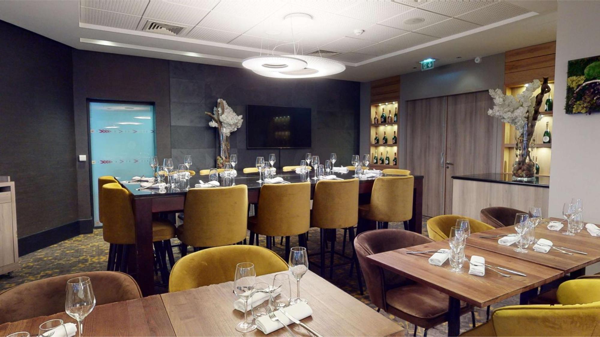 Doubletree By Hilton Lyon Eurexpo & Spa Saint-Priest  Exterior foto