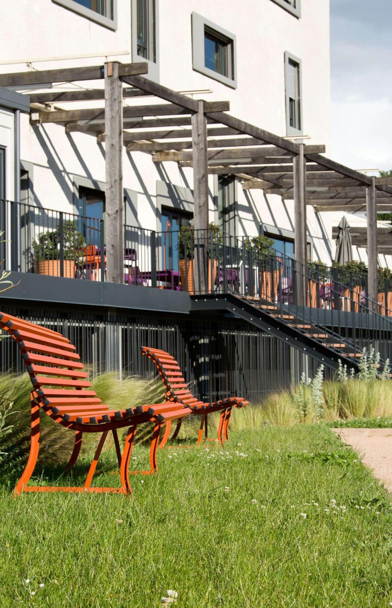 Doubletree By Hilton Lyon Eurexpo & Spa Saint-Priest  Exterior foto